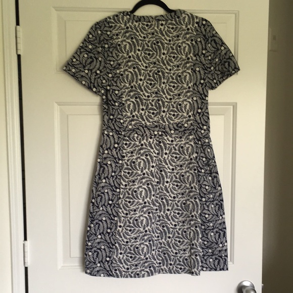 NWOT Boden Island navy blue and white calico floral shift dress 8 S M - Picture 4 of 12